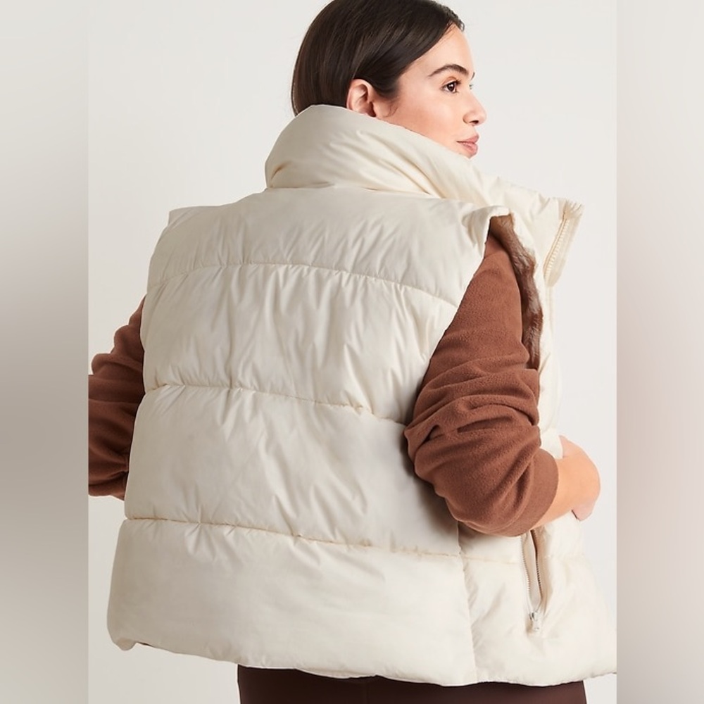 EUC Old Navy Quilted Puffer Vest (L)